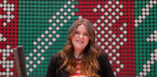 Drei Tage lang nehmen junge Leute im Alter von 16 bis 20 Jahren im NRW-Landtag die Plätze der 195 Abgeordneten ein. 