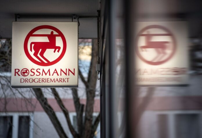Drogeriekette Rossmann Rossmann kündigt die Mitgliedschaft im Verband.
