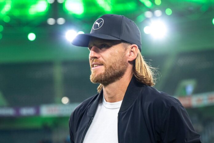 Eugen Polanski Eugen Polanski ist jetzt offiziell Cheftrainer von Borussioa Mönchengladbach.