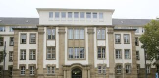 Schwangere Lebensgefährtin getötet: Angeklagter bestreitet Der Angeklagte sieht keine Schuld bei sich.