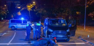 Die Polizei kassierte die Autos der beiden jungen Männer ein, ihre Handys und Führerscheine gleich dazu.