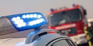 Gaskartusche explodiert – zwei Kinder leichtverletzt Nach der Explosion waren Feuerwehr und Polizei im Einsatz. (Symbolbild)