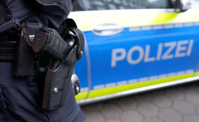 Polizeiwaffen Bei der Festnahme schoss die Polizei auf den Mann. (Symbolbild)