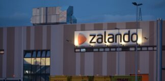 Gewerkschaft ruft Zalando-Beschäftigte zu Warnstreik auf Verdi ruft Zalando-Beschäftigte in Erfurt und Mönchengladbach zum Warnstreik auf. (Archivbild)