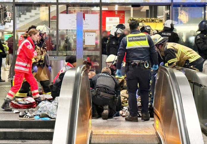 Vorfall am Essener Hauptbahnhof Messerattacke am Essener Hauptbahnhof - ein Verdächtiger sitzt jetzt in U-Haft. (Archivbild)