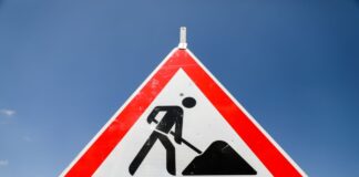 Der Bau und Erhalt von Straßen ist eine teure Sache. 