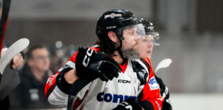 Ice Aliens kassieren Niederlage bei den Real Stars Gegen die Real Stars konnten die Aliens sich nicht durchsetzen. Foto: Daniela Schmidt