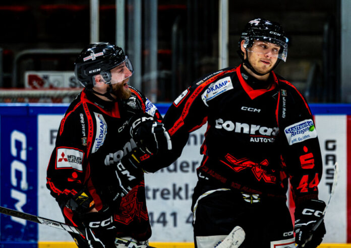 Gegen das Team aus Moers gewannen die Ice Aliens deutlich. Foto: Leo Willem Gegen das Team aus Moers gewannen die Ice Aliens deutlich. Foto: Leo Willem