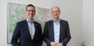 Klaus Wiener zu Gast im Erkrather Rathaus Christoph Schultz empfängt den heimischen Bundestagsabgeordneten Klaus Wiener. Foto: Stadt Erkrath