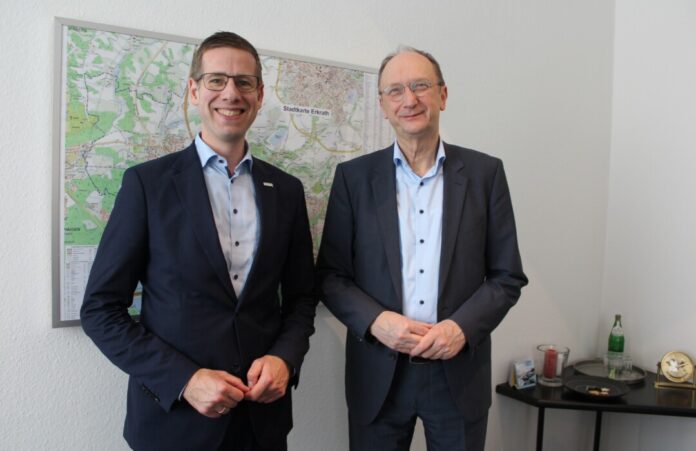 Dr. Klaus Wiener zu Gast in Erkrath Christoph Schultz empfängt den heimischen Bundestagsabgeordneten Klaus Wiener. Foto: Stadt Erkrath