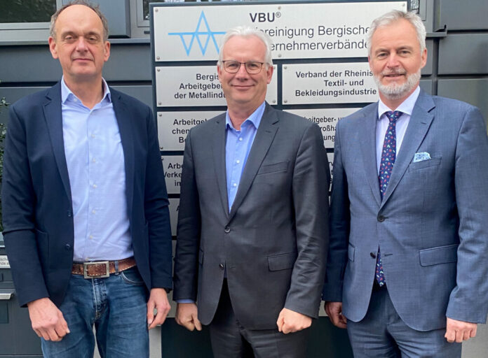 Im Bergischen Arbeitgeberverband der Metallindustrie sind mit einem Vorstandswechsel zentrale Entscheidungen kurz vor Weihnachten vollzogen worden. Foto: VBU Im Bergischen Arbeitgeberverband der Metallindustrie sind mit einem Vorstandswechsel zentrale Entscheidungen kurz vor Weihnachten vollzogen worden. Foto: VBU