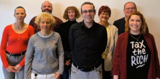 Linke im LVR gegen Schwächung sozialer Strukturen und für Inklusion Sarah Lorraine Boskamp, Bastian Hoff, Lara Basten, Laura Josefine Backes, Stefan Söhngen, Babs Wagner, Michael Weisenstein und Nadine Mai. Foto: Linke