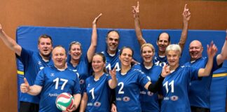 Volleyballer aus Lintorf gewinnen gegen Hilden Das Volleyballteam des TuS 08 Lintorf. Foto: TuS 08 Lintorf