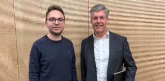 Wechsel an der Spitze: Gerold Fahr (CDU) übernimmt den Vorsitz im Bezirksausschuss Gerold Fahr tritt nur das Amt des Vorsitzenden an. Foto: CDU-Fraktion Ratingen