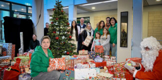 Über 200 Geschenke unter dem Wunschbaum: Velberter zeigen großes Herz
