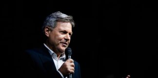 Lit.Cologne mit Robert Habeck, Joachim Löw und Hazel Brugger Robert Habeck reist für ein Gespräch über Wahrheit und Dichtung zur Lit.Cologne an. (Archivbild)