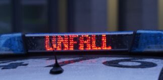 A46 nach Unfall voll gesperrt A46 nach Unfall voll gesperrt.