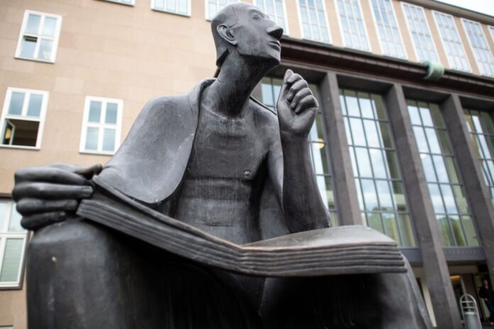 Schädel aus Anatomie der Universität Köln verschwunden Die Uni hat nach eigenen Angaben Anzeige erstattet.