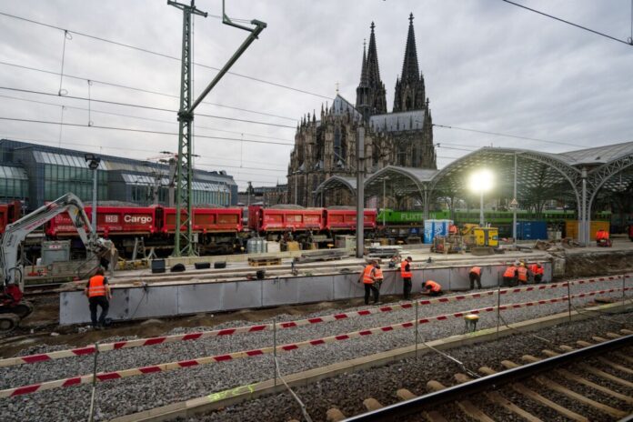 Bauarbeiten Hauptbahnhof Köln Für die Bauarbeiten war der Hauptbahnhof nahezu komplett gesperrt (Archivfoto)