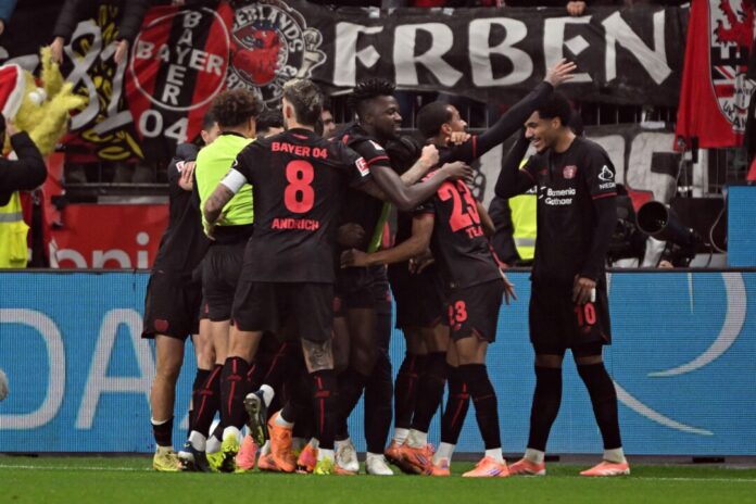 Bayer Leverkusen - 1. FC Köln Die Profis von Bayer Leverkusen durften im Derby gegen Köln jubeln.