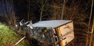 Wegen eines Verkehrsunfalls ist die A2 zwischen Porta Westfalica und dem Kreuz Bad Oeynhausen in Richtung Dortmund gesperrt.