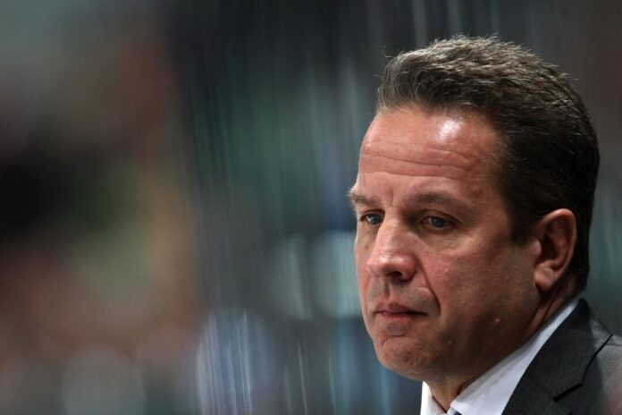 Rich Chernomaz Der bisherige Trainer Rich Chernomaz wird bei der DEG nun Sportdirektor. (Archivbild)