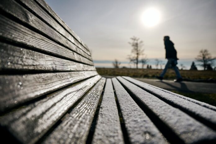 DWD zieht Wetterbilanz für Dezember Knackige Kälte über die Feiertage, zuvor zu mild und viel Sonne im Dezember. Der Deutsche Wetterdienst hat eine Bilanz für den letzten Monat des Jahres gezogen. (Archivbild)