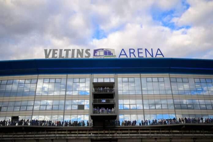 Die Veltins Arena Schalke 04 und der Namenssponsor der Arena verlängern den Vertrag. (Archivbild)