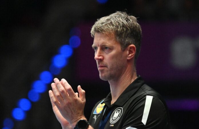 Markus Gaugisch Handball-Bundestrainer Markus Gaugisch erhält Unterstützung von seinen Schülern.