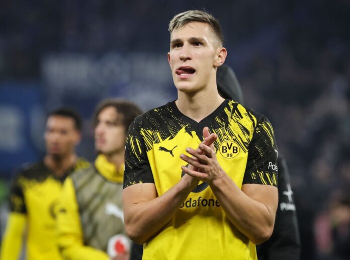 Nico Schlotterbeck Geht es nach Lothar Matthäus, bleibt Nico Schlotterbeck in Dortmund. (Archivbild)