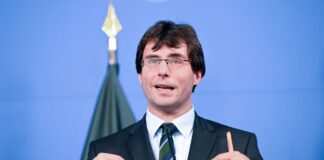 «Weihnachtsfrieden» bei der Finanzverwaltung NRW-Finanzminister Marcus Optendrenk (CDU) lässt auch dieses Jahr vor Weihnachten Frieden beim Fiskus einkehren (Archivfoto)