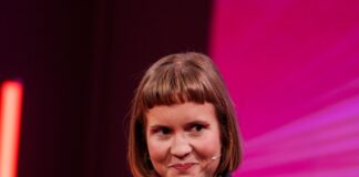 Caroline Wahl dominiert NRW-Ausleihcharts in Bibliotheken Caroline Wahl ist mit ihren Werken auch in den Bibliotheken in Nordrhein-Westfalen sehr beliebt. (Archivbild)