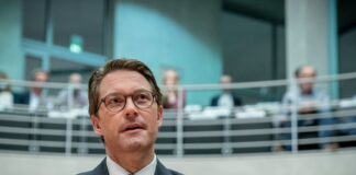 Talbrücke: Ex-Bundesminister im Zeugenstand Auch Ex-Minister Andreas Scheuer wird erwartet.