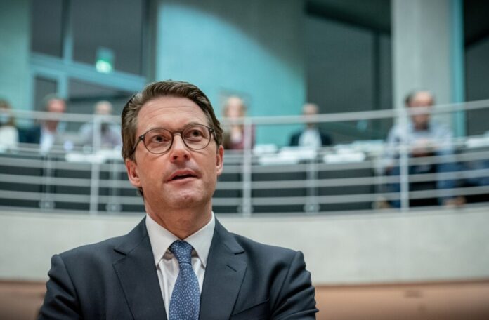Ex-Bundesverkehrsminister Andreas Scheuer (CSU) Auch Ex-Minister Andreas Scheuer wird erwartet.