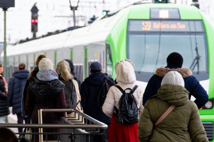 Fahrplanwechsel bei der Bahn Der neue Fahrplan bei der Bahn soll spürbare Verbesserungen im Regionalverkehr von Nordrhein-Westfalen bringen.