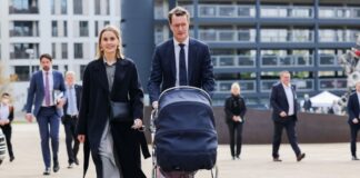 Hendrik Wüst freut sich auf Familienzuwachs im Frühjahr Hendrik Wüst darf bald wieder einen Kinderwagen schieben, seine Ehefrau Katharina erwartet das zweite Kind des Paares. (Archivbild)