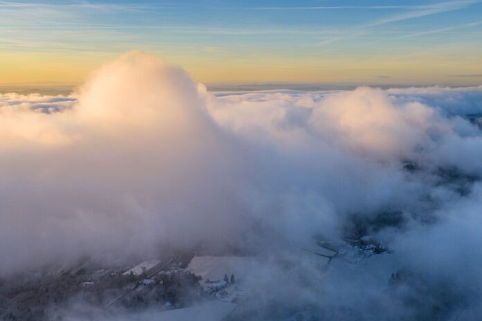 Meteorologischer Winteranfang in Nordrhein-Westfalen Örtlich kann es glatt werden.