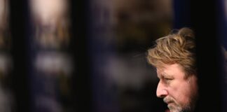 Mislintat gibt Trainer Bewährung – Sportdirektor schon weg Will mit Fortuna aus dem Abstiegskampf: Sven Mislintat