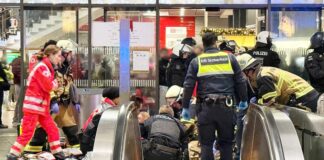 Mensch am Essener Hauptbahnhof mit Messer verletzt Das Opfer wurde mit einem Messer niedergestochen.
