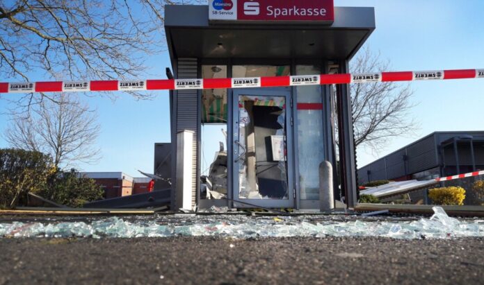 Geldautomaten-Sprengungen Geldautomaten-Attacken sind in NRW erneut stark rückläufig. (Archivbild)