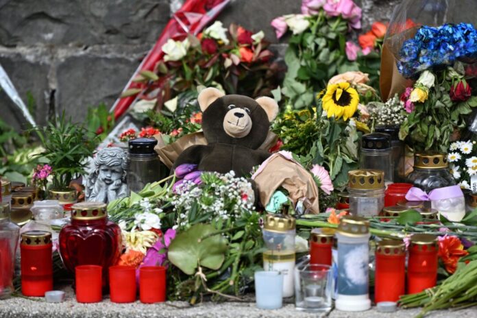 Nach dem schweren Unfall in Remscheid Ein 24-Jähriger hat an dieser Stelle zwei junge Frauen in Remscheid mit dem Auto erfasst. (Archivbild)