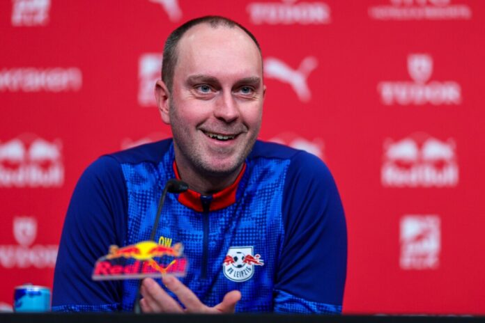 Ole Werner (RB Leipzig) Cheftrainer Ole Werner (RB Leipzig) erwartet Baku und Romulo zum Topspiel gegen Leverkusen zurück. (Archivbild)