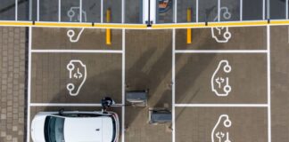 Zahl der E-Autos steigt – Quote weiterhin niedrig In NRW fahren immer mehr batteriebetriebene Elektroautos. (Symbolbild)