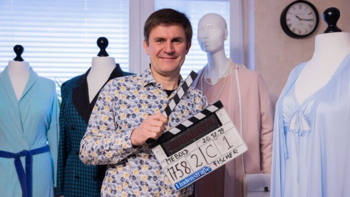 Er hat rund 150 Requisiten der früheren Kultserie gesammelt.