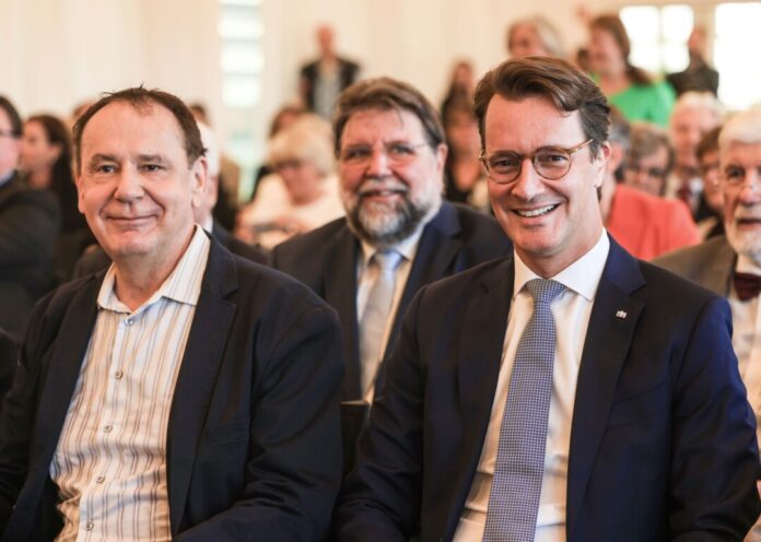 Landesverdienstorden für Jacques Tilly NRW-Ministerpräsident Hendrik Wüst (CDU) kritisiert das russische Strafverfahren gegen Jacques Tilly scharf. (Archivbild)