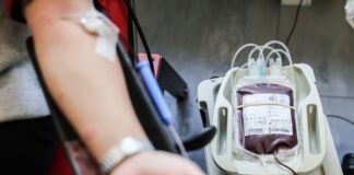 DRK ruft zum Blutspenden in Weihnachtszeit auf In diesem Jahr wurde in NRW rund 550.000 Mal Blut gespendet. (Symbolbild)