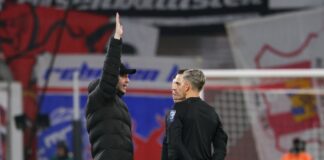 Leipziger Ärger über den Schiri – «Dem Spiel nicht würdig» Die Leipziger waren mit der Schiedsrichter-Leistung nicht einverstanden.