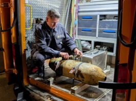 Bombe in Ratingen: “In dieser Dimension hatte es das noch nie gegeben” Der Held des Tages: Entschärfer Julian Granzow nach der erfolgreichen Entschärfung der Fünf-Zentner-Bombe aus dem Zweiten Weltkrieg. Foto: Stadt Ratingen