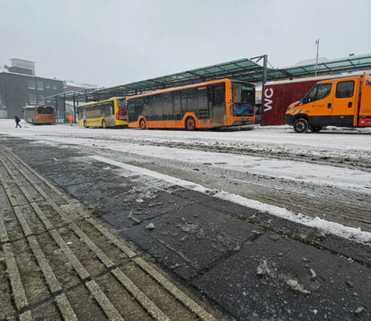Kreis Mettmann: Schnee-Sturmtief “Elli” bringt Schnee, Wind und Glätte An den vergangenen Schneetagen hatten die Winterdienste die Lage überwiegend gut im Griff. Foto: Volkmann