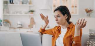 Vorsicht beim Social-Media-Shopping: Bei Influencern skeptisch sein Die Verbraucherzentrale NRW gibt Tipps für bewusstes Einkaufen. Foto: VZ NRW/adpic